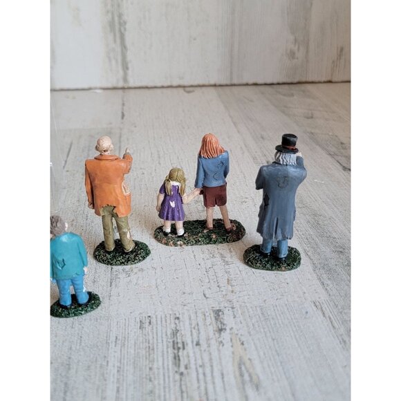 Lemax buying new home spooky town Village accessory Halloween - Picture 7 of 8